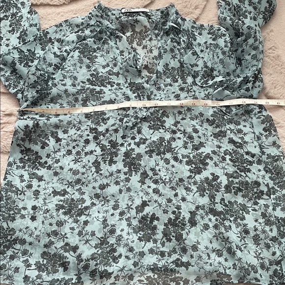 Zara Floral Lace Blouse - Black and Light Blue - Picture 5 of 6